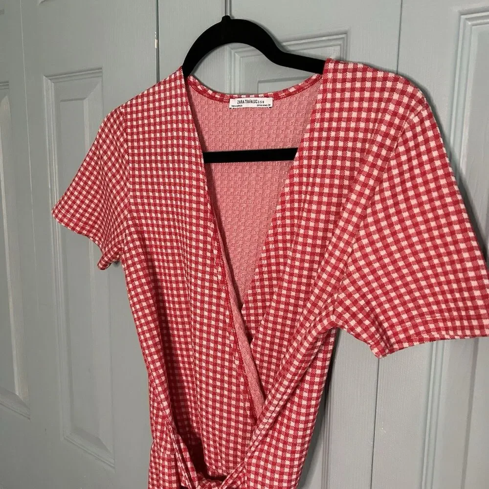 Zara Trafaluc TRF Women Red Check V-Neck‎ Waist Tie Wrap Romper Small